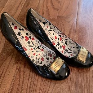 Marc by Marc Jacobs Black Patent Leather Heels, with Gold Logo Plate SIZE 8